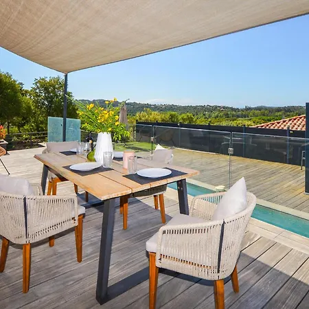 Vakantiehuis Spacieuse Proche Plages Vardiola