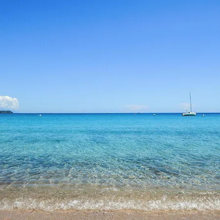 Spacieuse Proche Plages Дом отдыха *